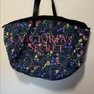 VICTORIA'S SECRET Large Black Floral Canvas Bag. Has Zippered Top And Lining.